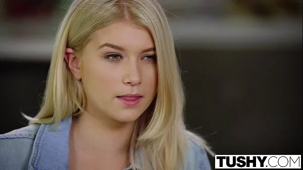 HD TUSHY Hot Teen AryaFaeが最初のアナルを取得 パワー クリップ