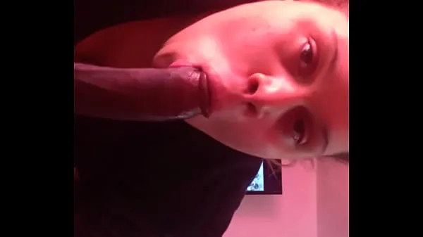 She love sucking my dick while her people's goneClip di alimentazione HD