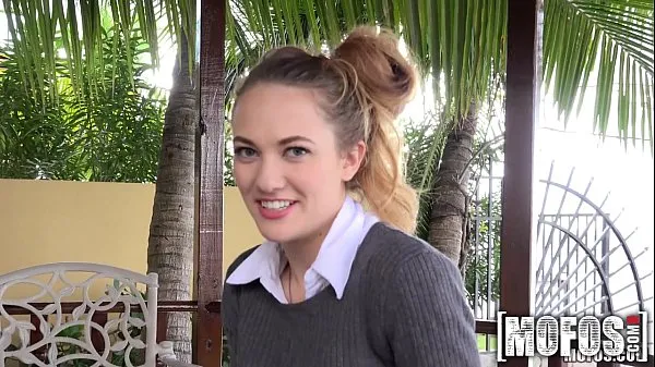 Clip nguồn HD Samantha Hayes - I Know That Girl