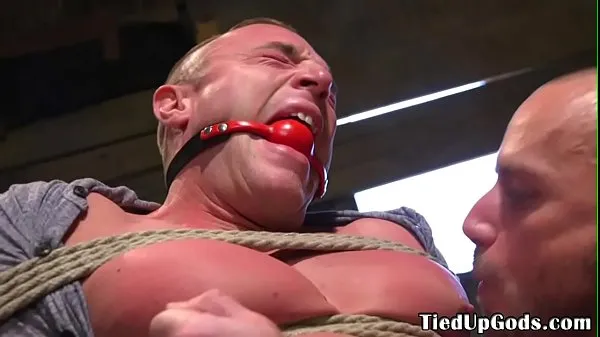 HD Ripped bdsm dom whipping muscle subs cock kraftklipp