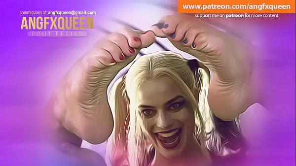 Clips de alimentación HD Harley quinn pies trabajando con el pie