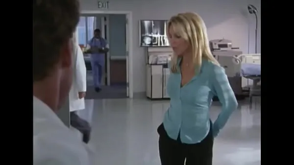 Scrubs - Julie Spanking - Smack this fine assClip di alimentazione HD