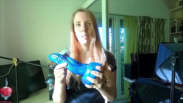 HD Bad Dragon Dildos and Masturbator Unboxing, Review, and first Impressions power Clips