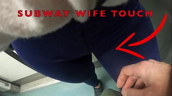 HD My Wife Let Older Unknown Man to Touch her Pussy Lips Over her Spandex Leggings in Subway 功率夹