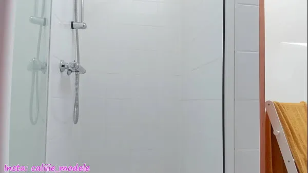 HD come and spy this blonde teen Caliiie under shower power Clips