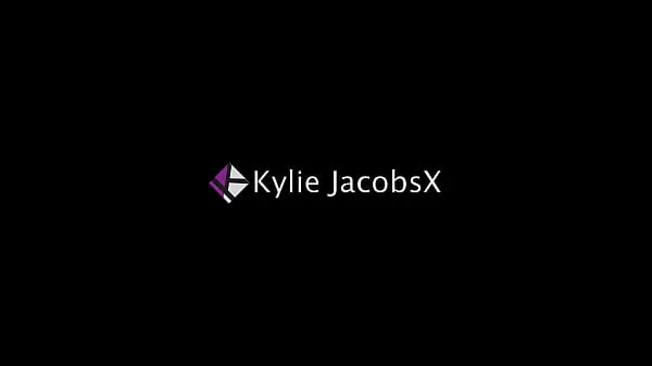 Caught Looking Up My Satin Skirt - Kylie JacobsClip di alimentazione HD