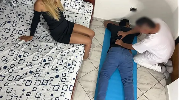 HD Meu marido traz a massagista porque ele gosta de ser fodido na frente dele clipes de energia