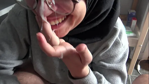 HD A Muslim girl is disturbed when she sees her teachers big French cock power Clips