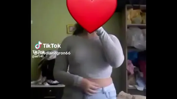 HD I like them to look at my tits, I like to move well パワー クリップ